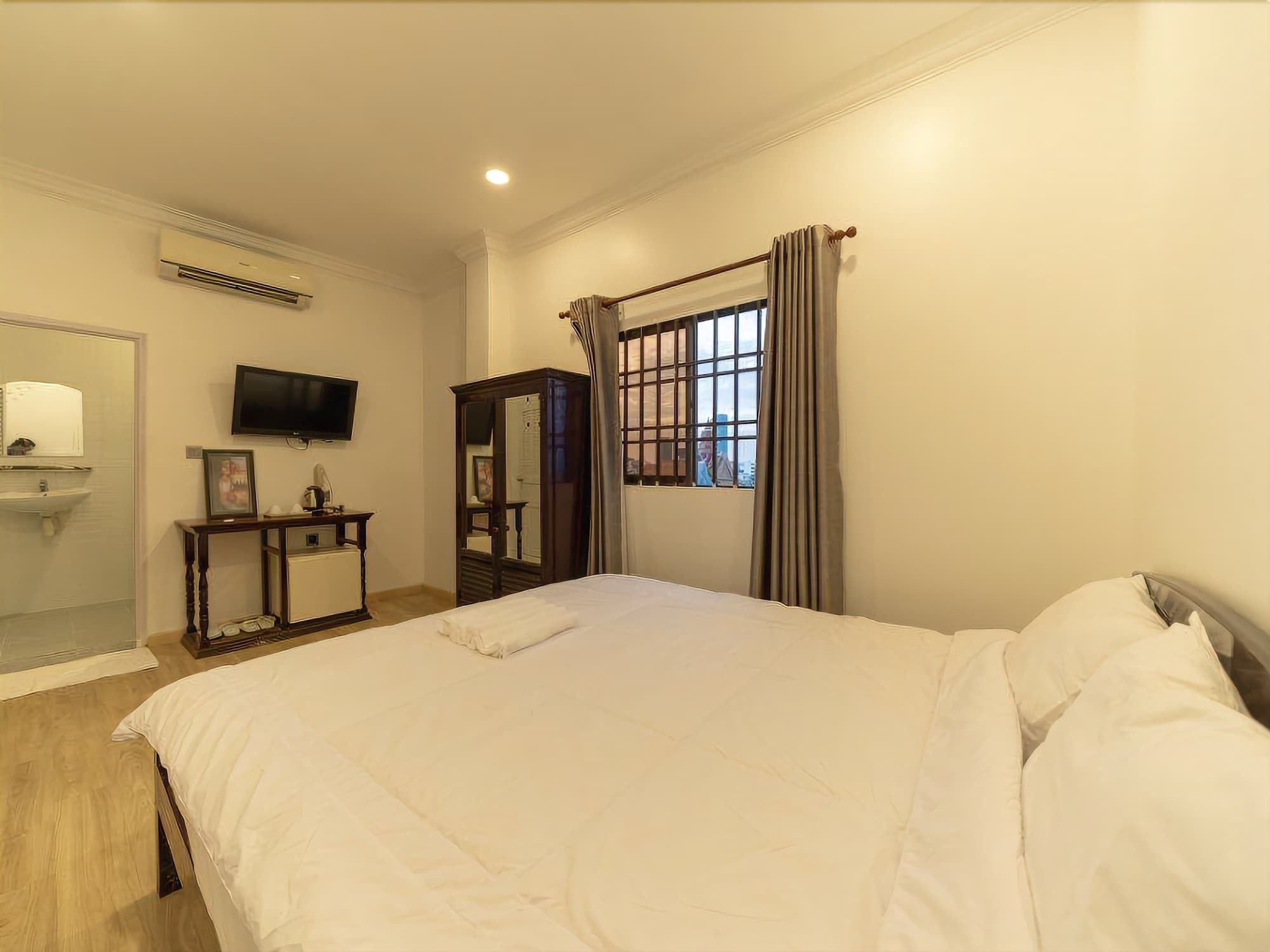 4 Rivers Hotel Phnom Penh Exterior foto